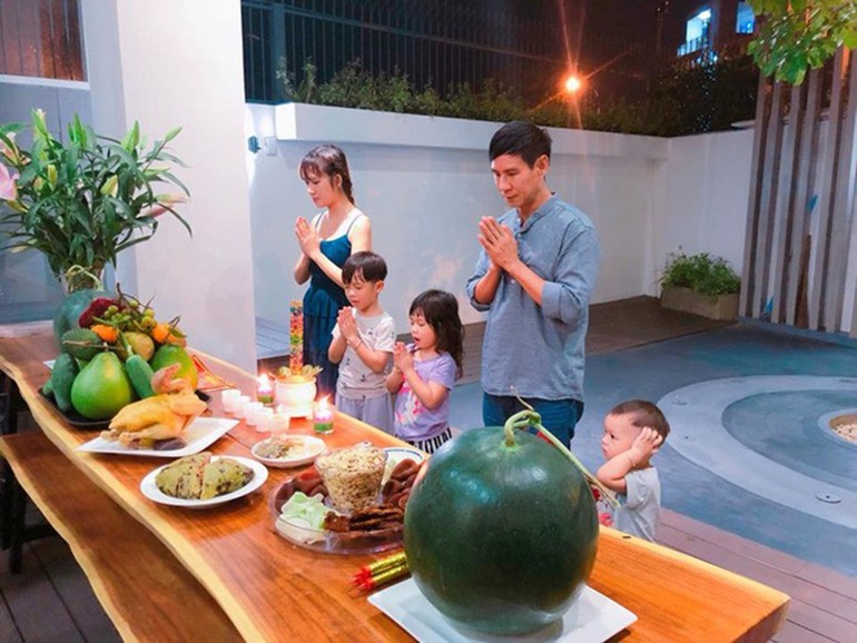 Văn khấn mùng 1 Tết và mùng 1 hằng tháng chuẩn xác dễ hiểu - Ảnh 14