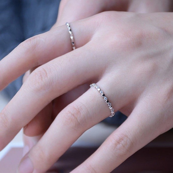 Nhẫn chất liệu bạc đính đá màu trắng hoặc xanh đặc biệt dành cho người số 5 - Hình 15