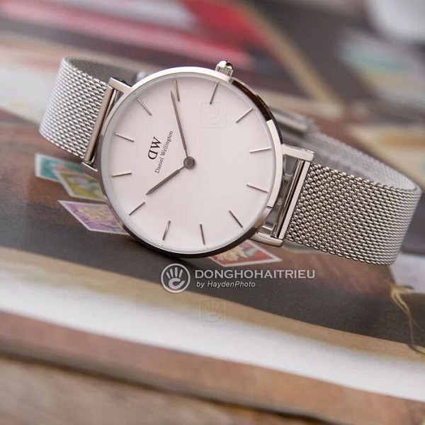 DW mang phong cách thanh lịch, tối giản - Hình 18