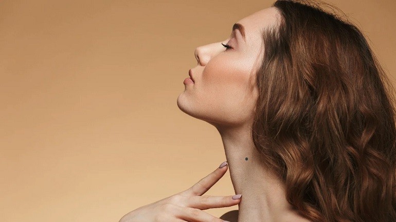 Nốt ruồi ở cổ trái mang điềm báo không lành - Ảnh 4