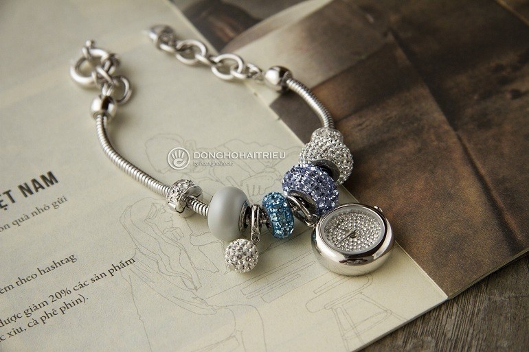 Đồng hồ Saga với những viên đá pha lê Swarovski lấp lánh chắc chắn sẽ hạ gục con mắt thẩm mỹ của chị em - Ảnh 21