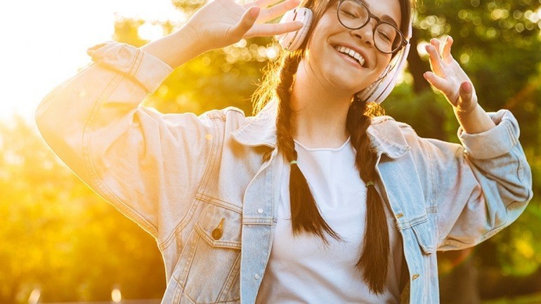 Suy nghĩ tích cực cũng giúp hạn chế sự ảnh hưởng của những đường chỉ tay xấu - Ảnh 27